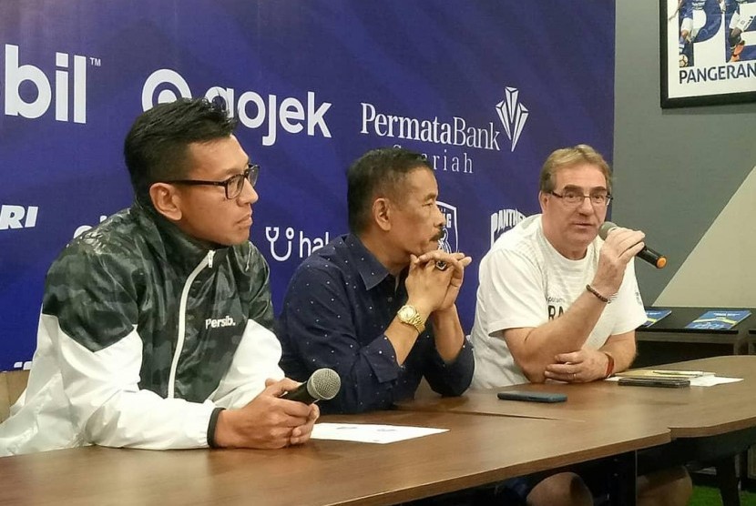 Rekrut Tiga Pemain Asing, Persib Siap Umumkan Kiper Baru