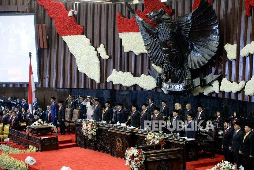 Suasana Sidang Tahunan MPR Tahun 2018 di Kompleks Parlemen, Senayan, Jakarta, Kamis (16/8).
