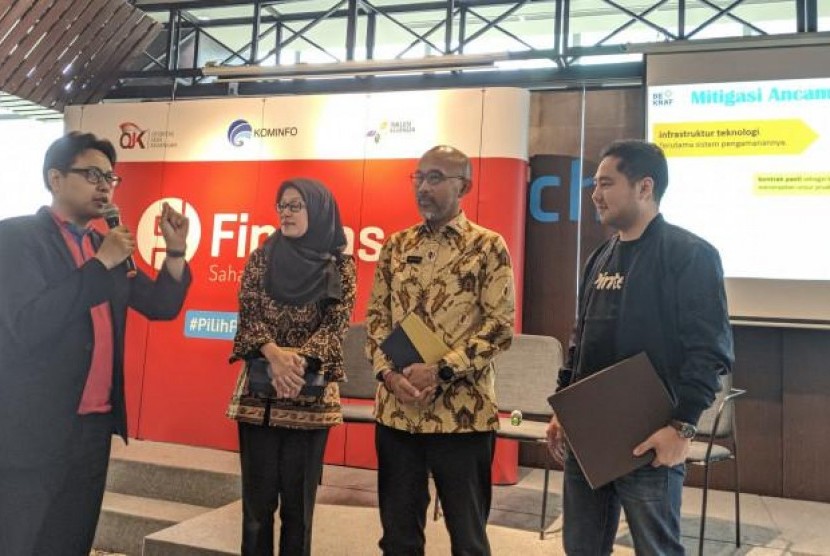 Fintech Pecahkan Tantangan Sosial Ekonomi Indonesia di Masa Depan. (FOTO: Yosi Winosa)