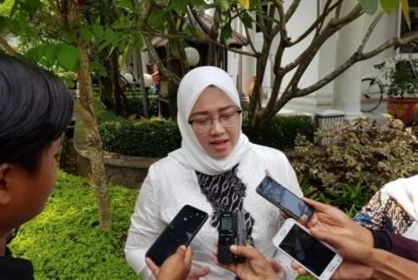  Bupati Purwakarta Anne Ratna Mustika