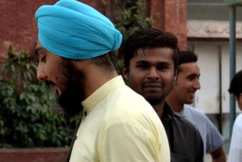 Pengadilan Jerman: Kaum Sikh Tetap Wajib Pakai Helm Motor