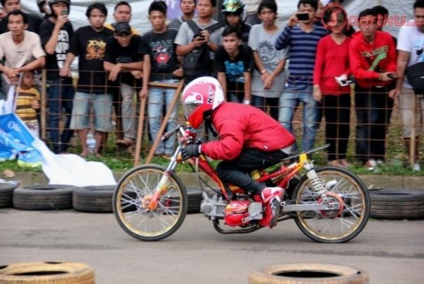 Jadwal Kejurnas Drag Bike 2013 Ada 13 Seri Republika Online