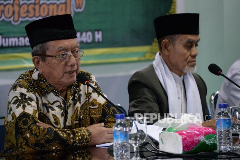  Ketua Dewan Masjid Indonesia (DMI) Bidang Hubungan antar Lembaga, Natsir Zubaidi 