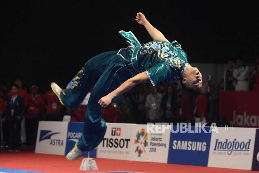 Atlet Wushu DKI Jakarta, Edgar Xavier Marvelo, menjadi pembuka kran medali bagi kontingennya pada PON XX Papua.