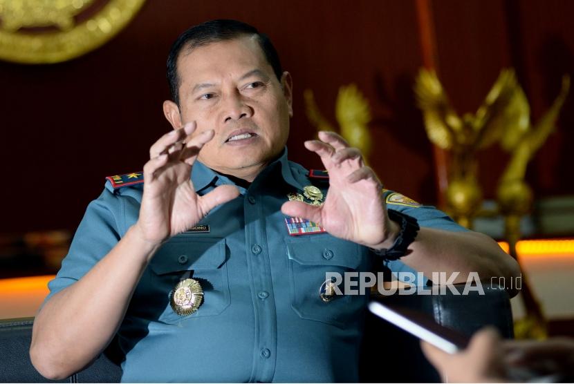 Kepala Staf Angkatan Laut (KSAL) Laksamana TNI Yudo Margono, akan bertindak tegas terhadap potensi LGBT di TNI.