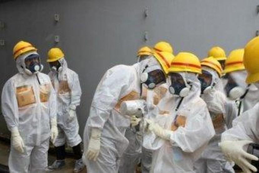 Para pekerja TEPCO 