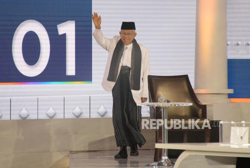 Cawapres No 01 KH Ma'ruf Amin saat mengikuti debat Cawapres Pilpres 2019 di Jakarta, Ahad (17/3).