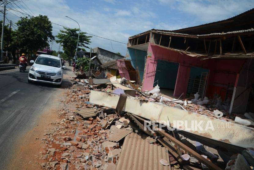  Kondisi rumah yang rusak  akibat gempa Kecamatan Tanjung, Lombok Utara, NTB, Rabu (8/8).