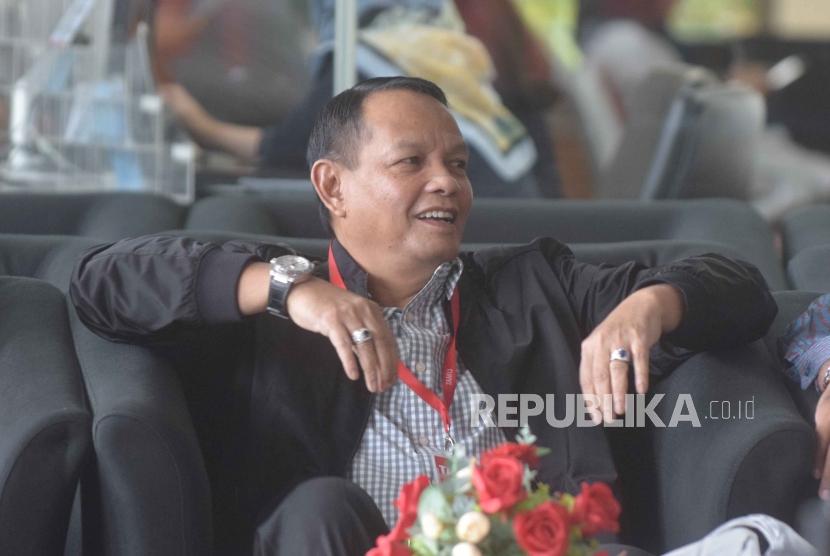 Mantan Kepala Staf Angkatan Udara (KSAU), Marsekal (Purn) Agus Supriatna tiba di gedung Komisi Pemberantasan Korupsi, Jakarta Selatan, Rabu (6/6).