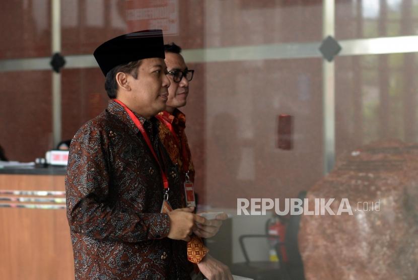 Deputy House speaker Taufik Kurniawan arrives at Corruption Eradication Commission (KPK), Jakarta, Friday (Nov 2).