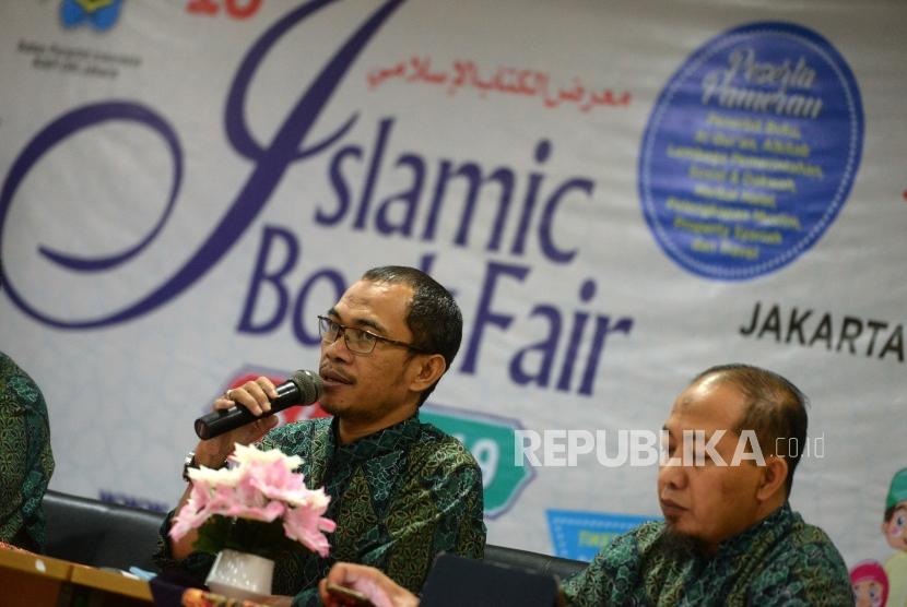 Jelang Gelaran IIBF 2019. Wakil Ketua Panitia IBF 2019, Syahruddin El Fikri menyampaikan paparan saat technical meeting International Islamic Book Fair (IIBF) 2019 di Jakarta, Rabu (30/1/2019).