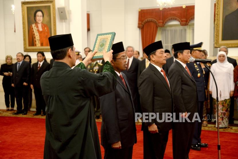 Kian Banyak Jenderal Merapat Ke Istana | Republika Online