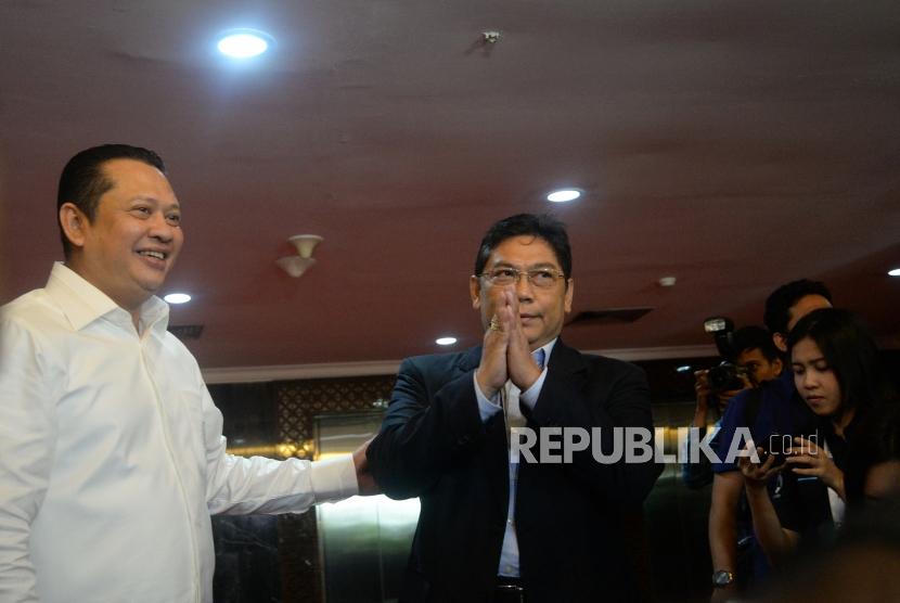 Ketua DPR Bambang Soesatyo (kiri) bersama Ketua Fraksi PDI Perjuangan Utut Adianto.