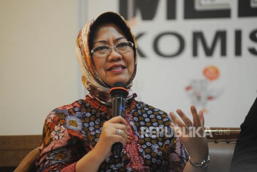 Diskusi Publik. Peneliti Senior LIPI R. Siti Zuhro dalam Diskusi Publik  yang bertempat di Media Center KPU, Jakarta, Selasa (07/11).