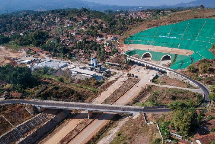  Tol Cisumdawu menjadi kunci untuk meningkatkan aktivitas BIJB Kertajati.