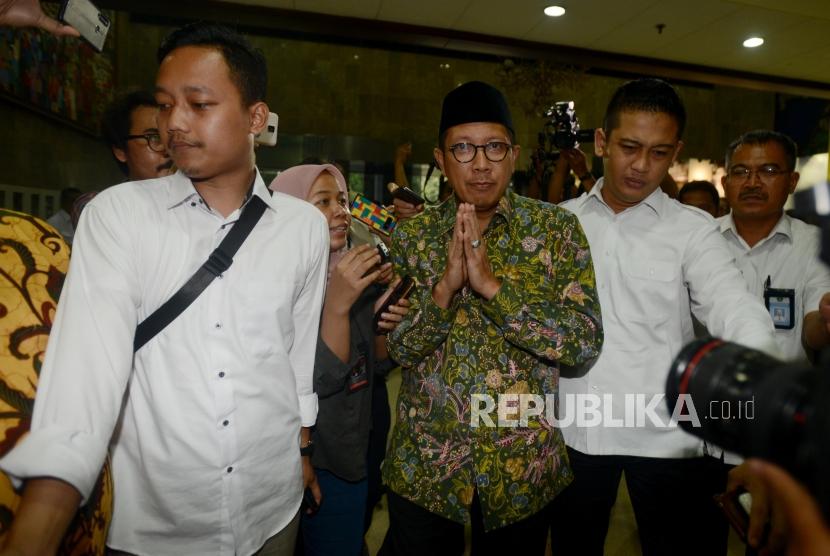 Kementerian Agama. Menteri Agama Lukman Hakim Saifuddin saat tiba di kantor Kementerian Agama, Jakarta, Senin (18/3).