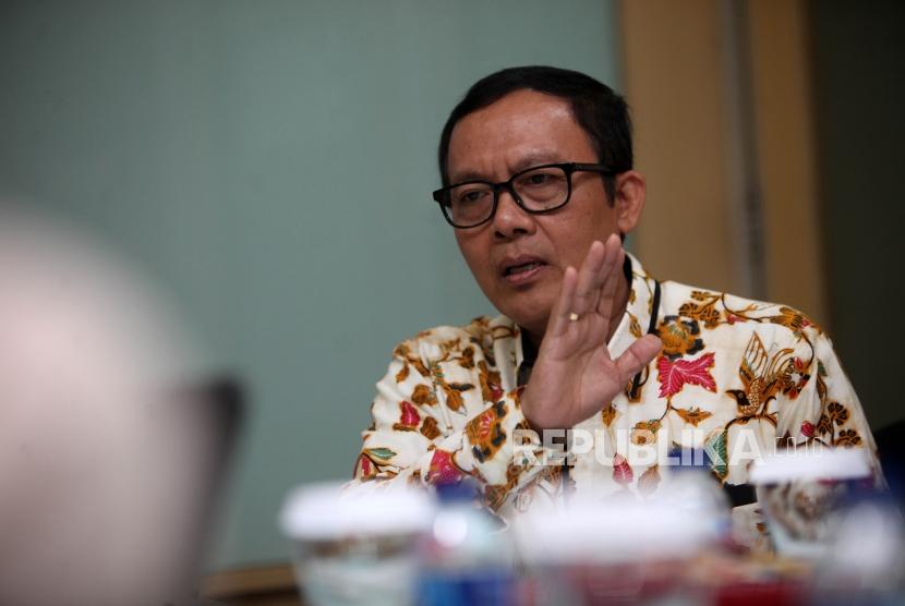 Direktur Eksekutif Indonesia Halal Watch Ikhsan Abdullah menegaskan wajib sertifikasi halal tetap ada.