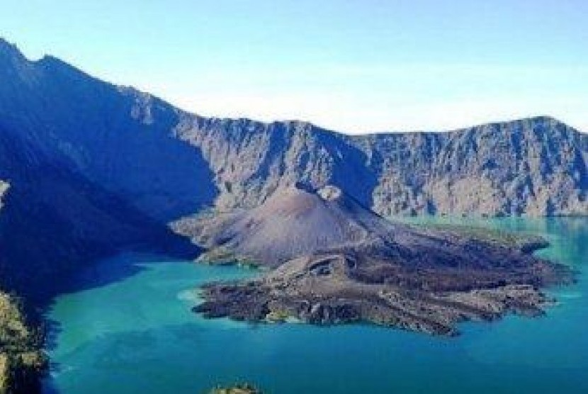 Gunung Rinjani 