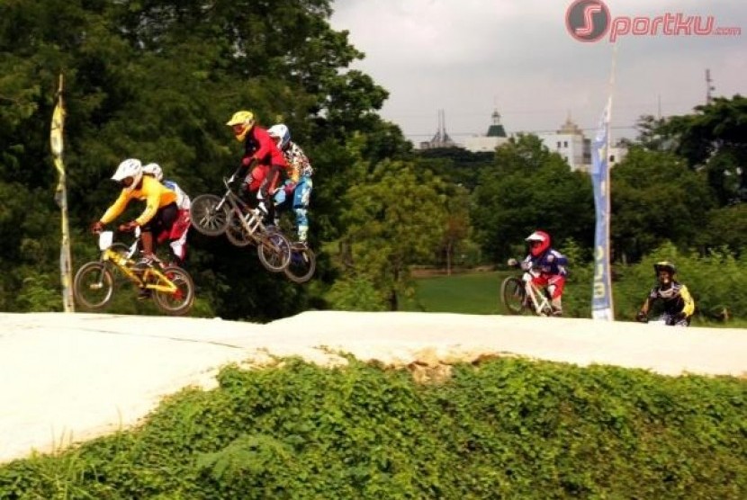 BMX Super Cross Series Ciptakan Bibit Muda