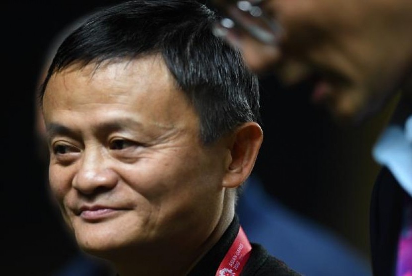 Botol Canggih Kenang-Kenangan Jack Ma untuk Karyawan Alibaba, Pesan di Dalamnya Bikin Haru. . .. (FOTO: Zabur Karuru)