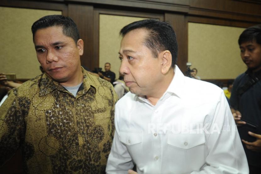 Terdakwa kasus korupsi pengadaan KTP elektronik Setya Novanto bersiap  menjalani sidang lanjutan di Pengadilan Tipikor, Jakarta, Kamis (22/2).
