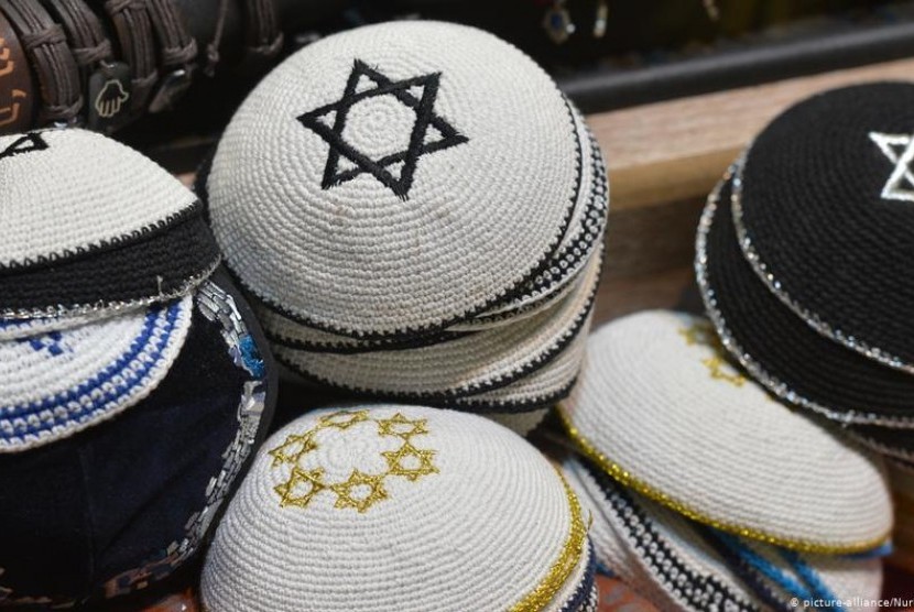 Serangan Antisemitisme Meningkat, Warga Yahudi di Jerman Diimbau Tidak Pakai Kippah