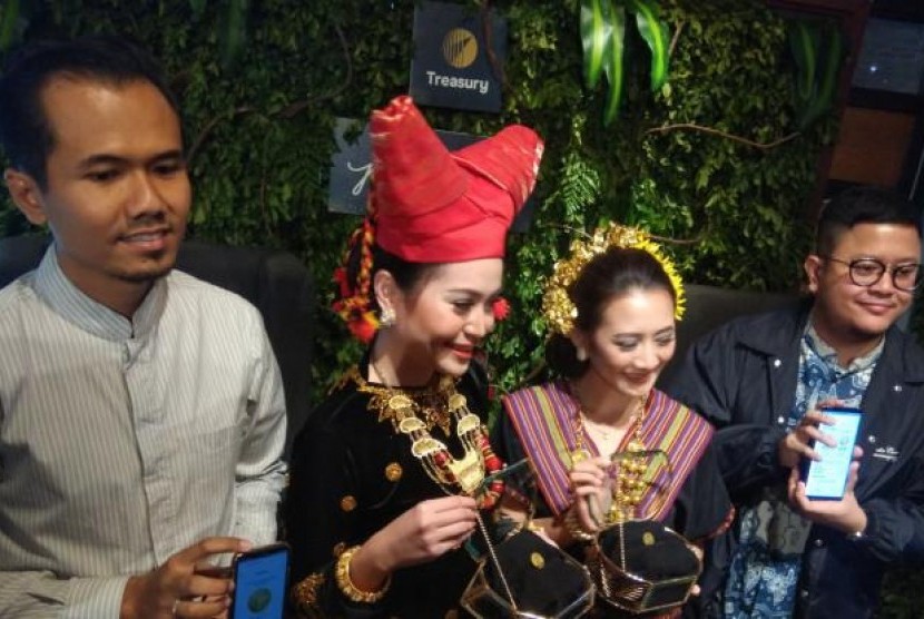 Treasury Luncurkan Dua Koin Emas dengan Desain Budaya Indonesia. Minat?. (FOTO: Bambang Ismoyo)