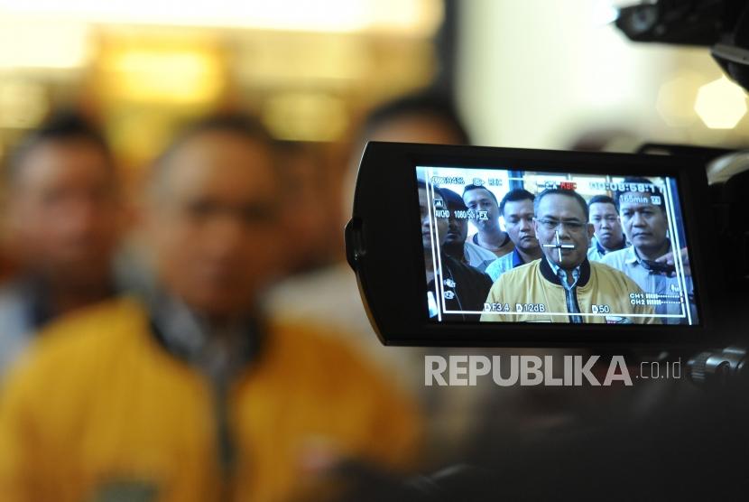 Wakil Ketua Umum Partai Hanura  Sudewo Kubu Daryatmo melakukan konfrensi pers, Jakarta, Ahad (21/1).