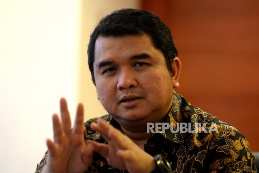 Direktur Utama PT Semen Indonesia (persero) - Hendi Prio Santoso
