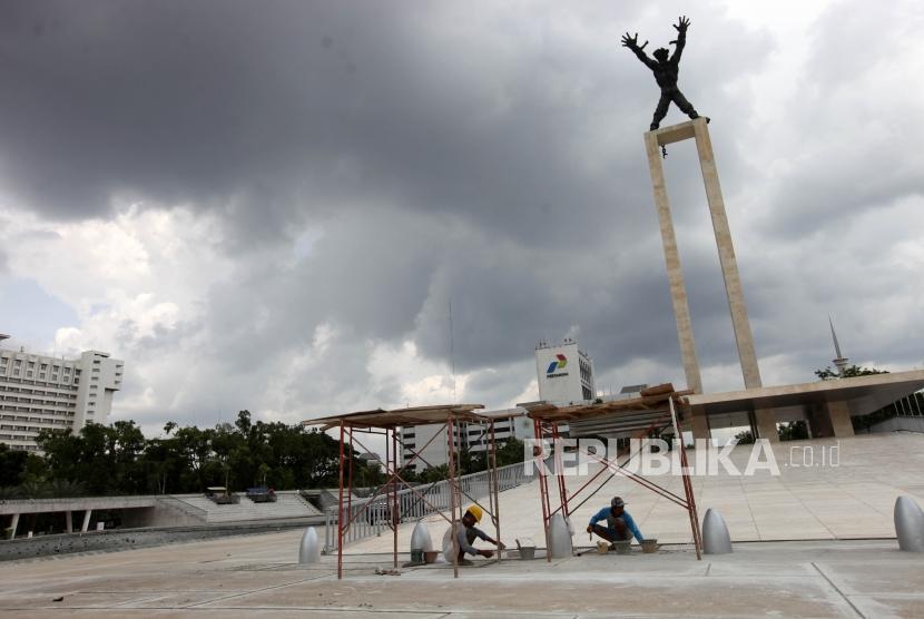 Proyek Revitalisasi Lapangan Banteng Rampung Akhir April