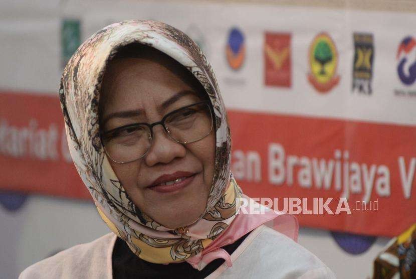  peneliti senior Pusat Penelitian Politik LIPI Siti Zuhro saat  berdiskusi  yang di selanggarakan Pergerakan Indonesia Maju di  Sekertariat  CDCC, Jakarta, Kamis (6/9).