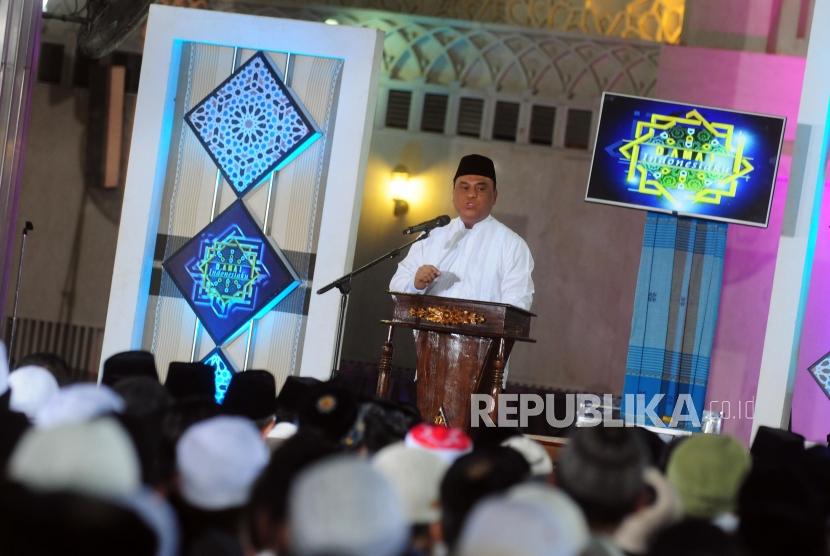 Indonesian Mosque Council (DMI) deputy chairman, Syafruddin delivers his speech during DMI Grand Sermon at Istiqlal Mosque, Jakarta, Wednesday (July 25).