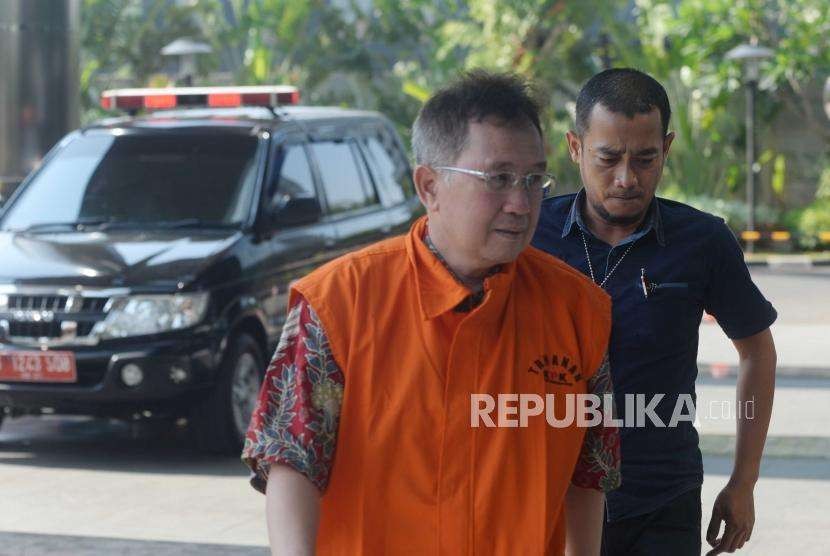 Anggota DPRD Malang, Imam Ghozali bersiap menjalani pemeriksaan di gedung KPK Jakarta, Selasa (25/9).
