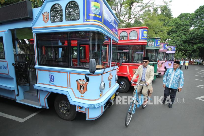 Cirebon Bakal Miliki Bus Wisata Republika Online