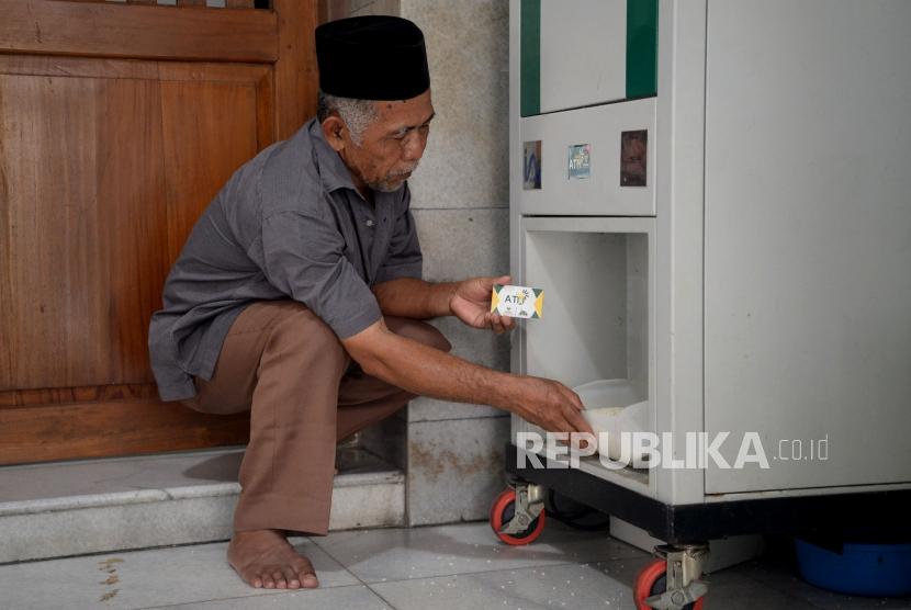 Masjid di Tabalong Sediakan ATM Beras untuk Warga. Foto ilustrasi.