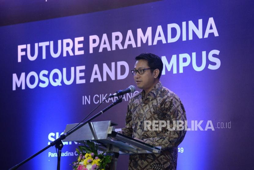 Rektor Univ Paramadina Firmanzah memberikan sambutan pada acara bertajuk Future Paramadina Mosque and Campus in Cikarang, Jakarta, Rabu (27/3).