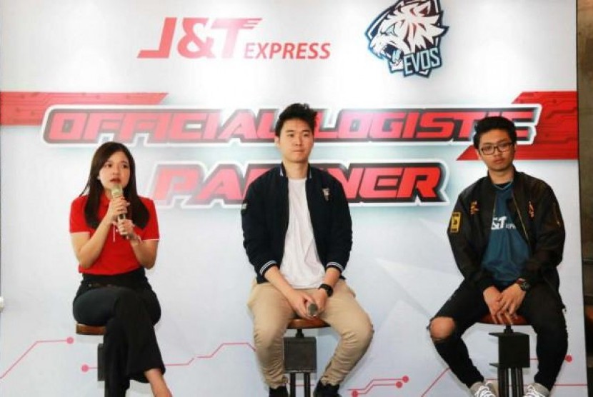 Dukung Industri 4 0 J T Express Jadi Partner E Sports 