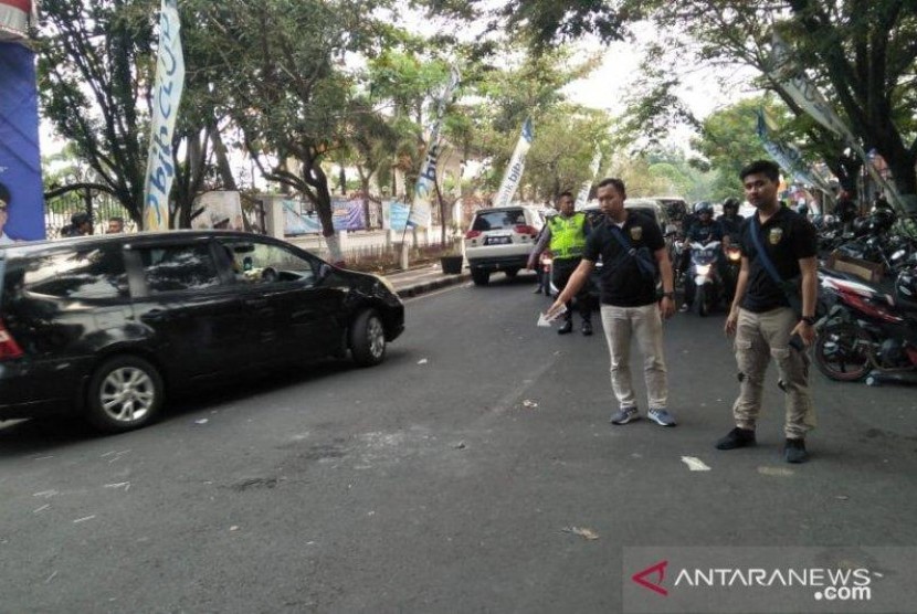 Polisi Selidiki Motif Pelemparan Bensin yang Sebabkan Polisi Cianjur Terbakar