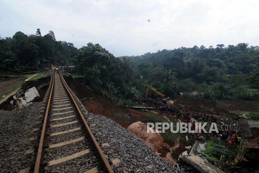 Kondisi jalur kereta api jurusan Sukabumi-Bogor / Ilustrasi 