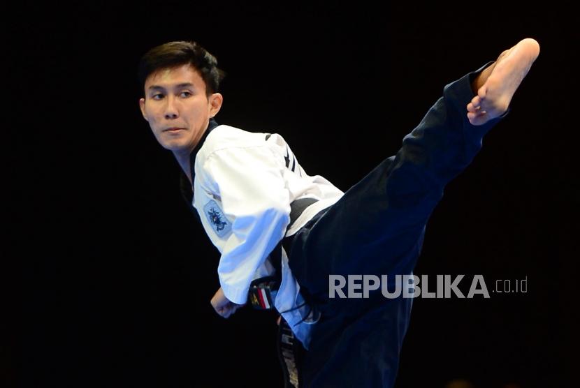 Atlet putra Taekwondo Indonesia Muhammad Alfi Kusuma.