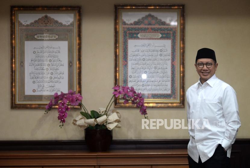 Menteri Agama RI Lukman Hakim Saifuddin saat di wawancarai Republika, Jakarta, Kamis (2112).