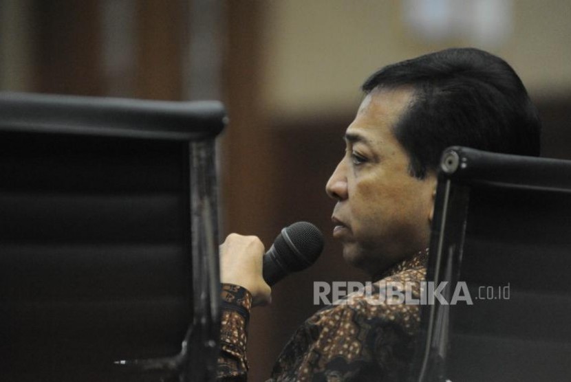 House speaker Setya Novanto testifief in e-ID card graft case in Corruption Court for the defendant Andi Agustinus alias Andi Narogong, on Friday (Nov. 3).