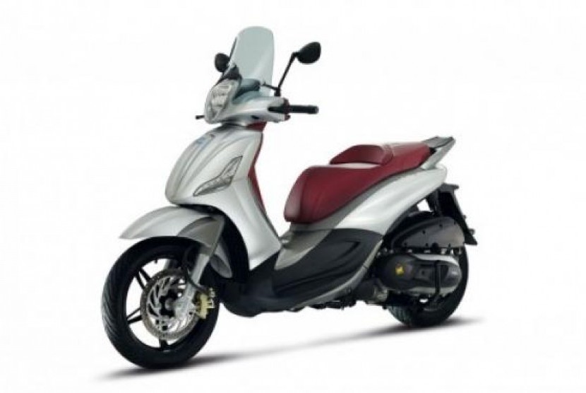 Piaggio Beverly 350 SportTouring 2015 Tampil Agresif | Republika Online
