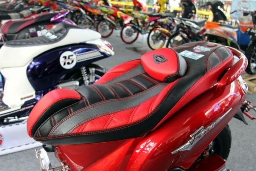 Mbtech Riders Gairahkan Kontes Modifikasi Jok Motor Republika Online