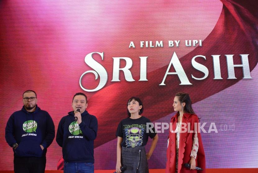 Aktris sekaligus pemeran utama film Sri Asih Pevita Pearce menghadiri acara pengumuman peluncuran film Sri Asih saat jumpa pers di Mall Senayan City, Jakarta, Sabtu (21/9/2019).