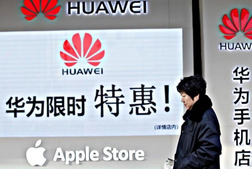 2019 Belum Berakhir, Pendapatan Huawei Sudah Tembus 11 Miliar Yuan. (FOTO: Reuters/Jason Lee)