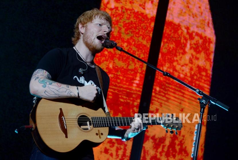 Penyanyi asal Inggris, Ed Sheeran. Ed Sheeran menjadi salah satu musisi mancanegara yang dijadwalkan tampil pada 2024. 