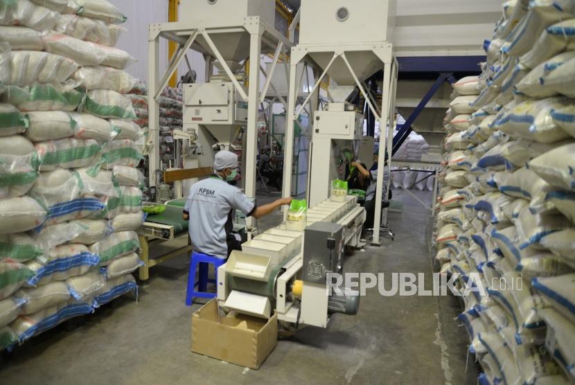 PT Food Station Tjipinang Jaya (FS) memperkuat penetrasi produk ke Kalimantan. 
