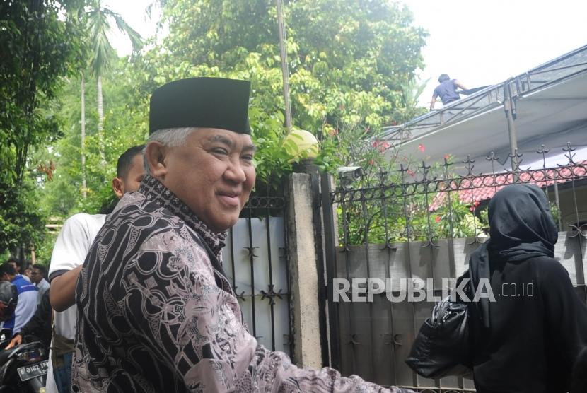 Din Syamsuddin mendatangi kediaman Probosutedjo di Jalan Pangeran Diponegoro, Jakarta, Senin (26/3).