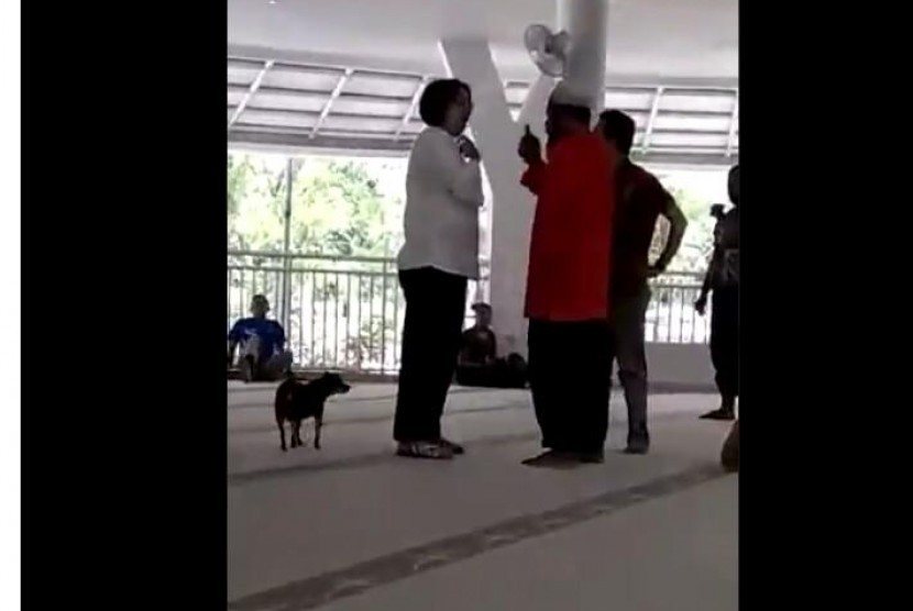 Kejari Bogor Tolak Berkas Kasus Wanita Bawa Anjing ke Masjid